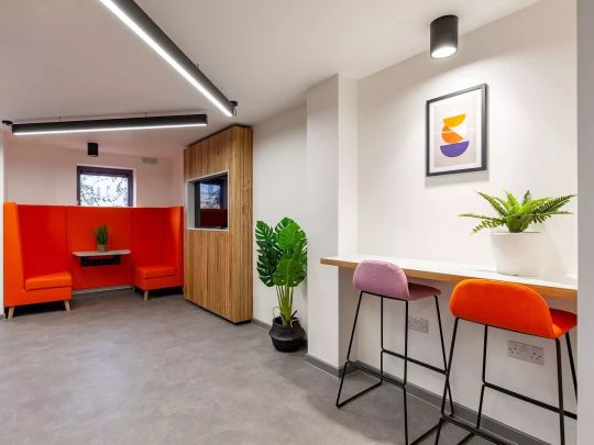 Standard Ensuite - Photo 1