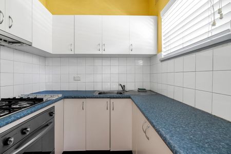 Ultra Convenient Lifestyle - Photo 3