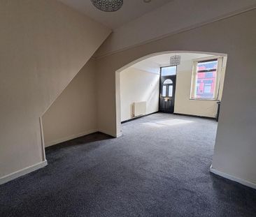 2 bedroom terraced house to rent - Photo 2