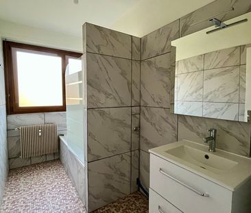 Location Appartement 4 pièces 90m² - Photo 6