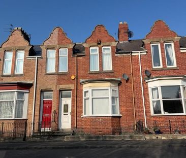 3 bedroom terraced house to rent - Photo 1