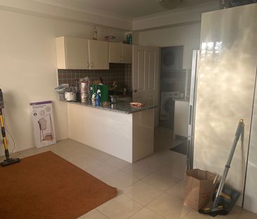 Beverly Hills - Photo 4