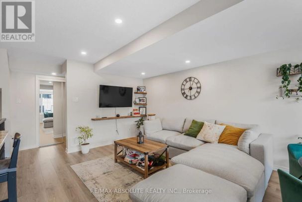 605 MAKWA PRIVATE - Photo 1