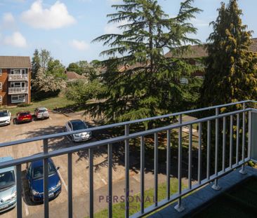 Meadow Court, Epsom - Photo 4