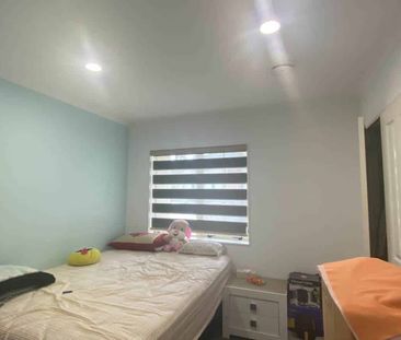Welcome Home to Your Perfect Retreat in Pukekohe! - Photo 1
