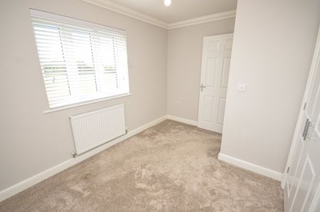Horsford - Photo 5