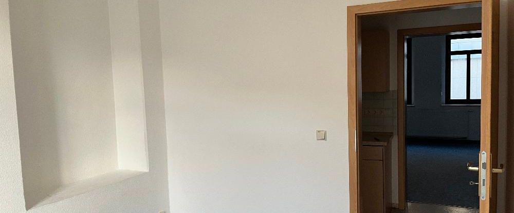 helle 2 Raumwohnung mit Balkon, Einbauküche und Garage zentral in Brand-Erbisdorf - Foto 1