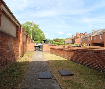 Sycamore House, Burton Rd, Measham - Photo 6