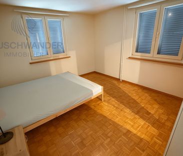 Close to the center and spacious balcony - Photo 1