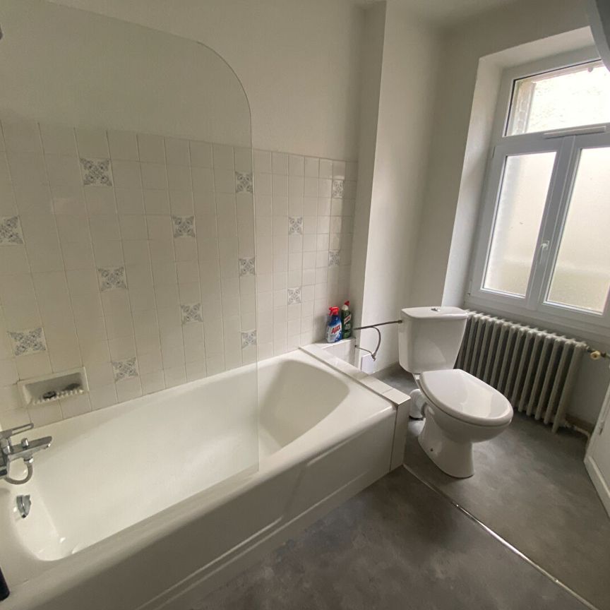 Location Appartement 2 pièces 67m² - Photo 1