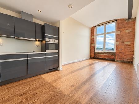 1 bedroom apartment to rent - Photo 2