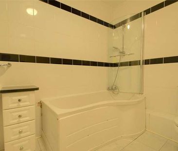 The Lea, Kidderminster, Worcestershire, DY11 - Photo 4