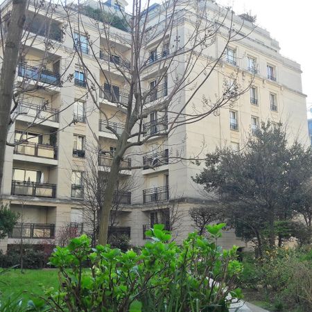 location Appartement T4 DE 88.44m² À PARIS - Photo 4