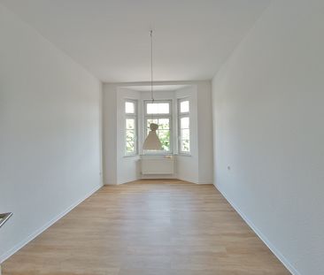 Drei Zimmer komplett renoviert, mit Einkaufsmöglichkeiten vor der Tür! - Photo 5