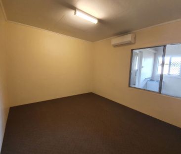 1 Bedroom Air-conditioned Unit - Photo 5