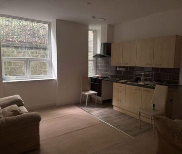 Studio to rent - Photo 2