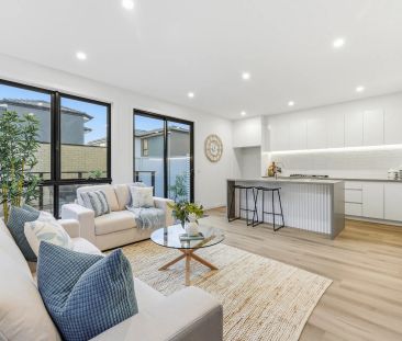 Stylish & Spacious Townhouse Living in Prime Noble Park Location - Photo 5