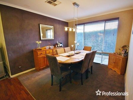 14 Dowerin Close, Beeliar WA 6164 - Photo 4