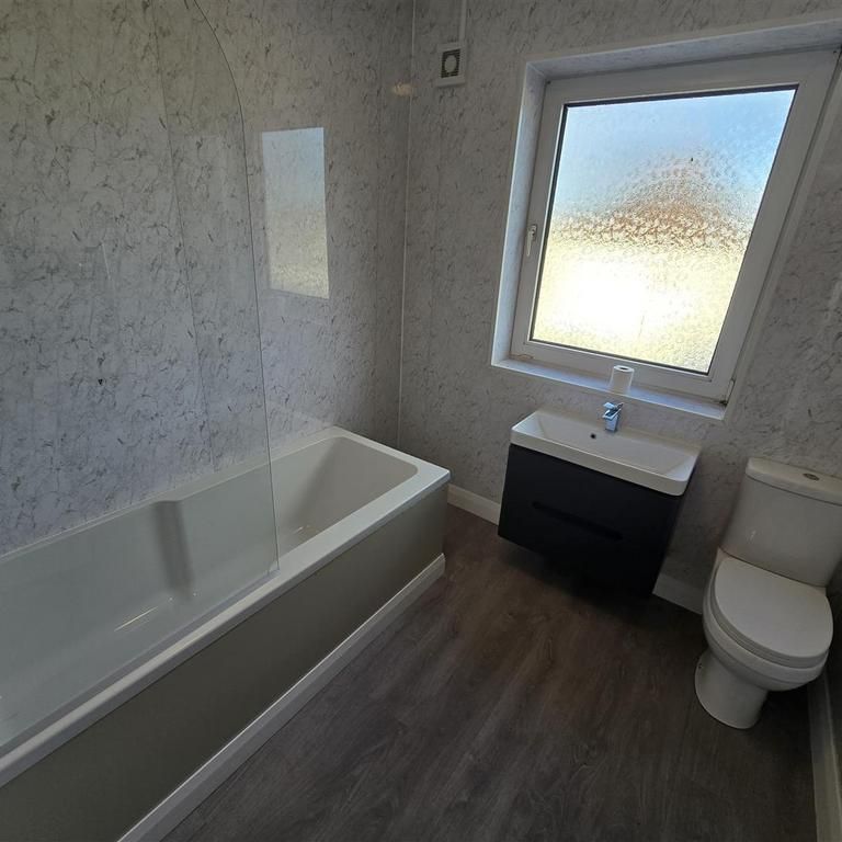 5 bedroom terraced house to rent - Photo 1