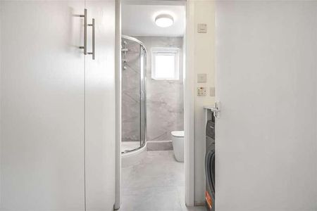 Bader Gardens, Slough, SL1 - Photo 4