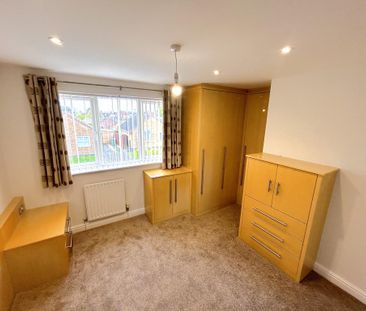 2 bedroom semi-detached house to rent - Photo 4