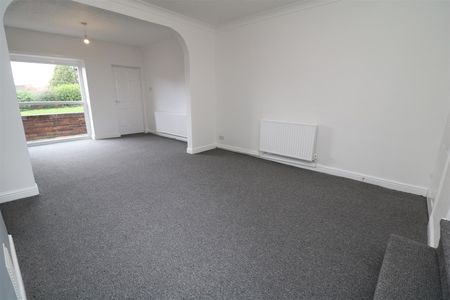3 bed terraced house to rent in Beresford Road, Rotherham, S66 - Photo 2