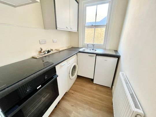 1 bedroom flat to rent - Photo 1