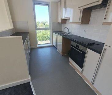 2 Bed Flat, King Edward Court, HA9 - Photo 2