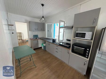 Location Maison 3 pièces 80m² ST PIERRE 97410 - Photo 5