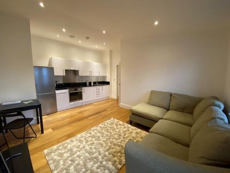 2 bedroom flat to rent - Photo 4