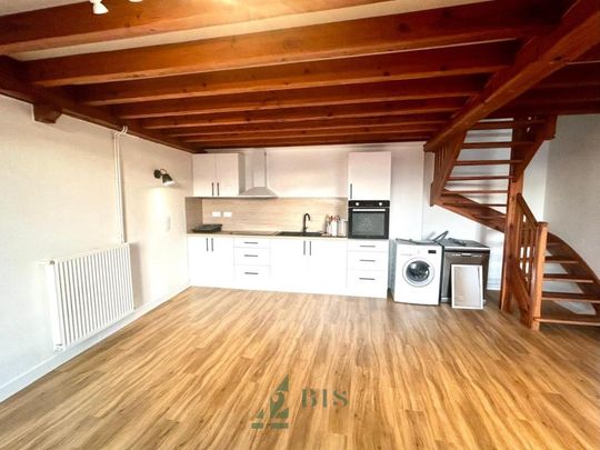 Location Appartement 4 pièces 86m² ROANNE 42300 - Photo 1
