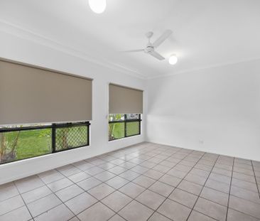 Move-In Ready 4-Bedroom Home in Prime Location - Photo 6