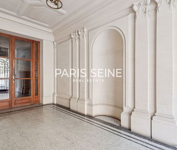 ** VANEAU ** Magnifique deux pièces avec charme de l'ancien ! - Photo 1