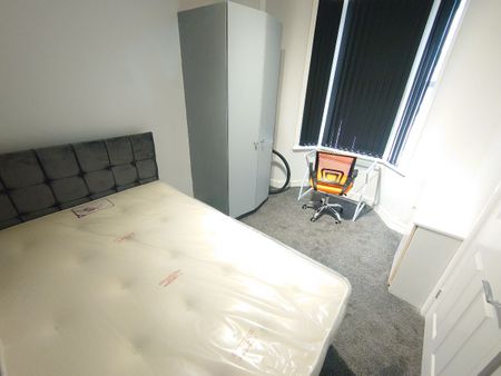 Banner Street, Liverpool. - Photo 4