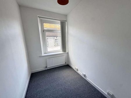 Crown Street, Crumlin, NP11 - Photo 4