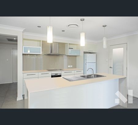 3 Sandy Bay Avenue, Haywards Bay, NSW 2530 - Photo 5
