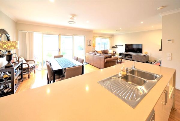 Spacious Home in Quiet Location! - Photo 1