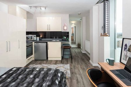 Silver Studio Upper Level - Photo 5