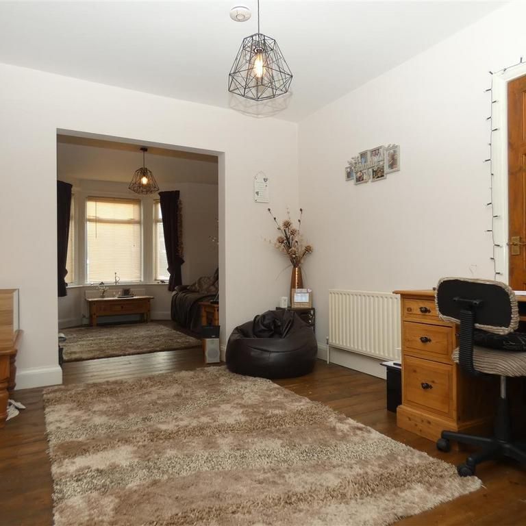 2 bedroom terraced house to rent - Photo 1
