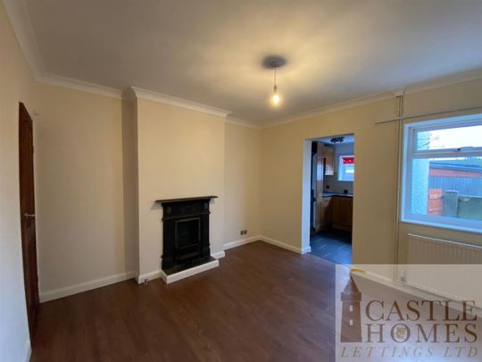 Gorleston Road, Lowestoft - Photo 1