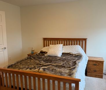 For Lease - 595 Speyer Circle, Milton, Ontario - Photo 6