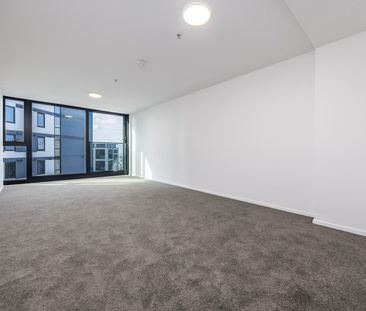 Modern Studio & 1-Bedroom Apartments at Domain View - Photo 4