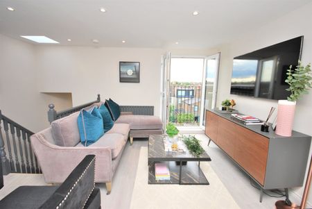 Ulverscroft Road, London, SE22 - Photo 2