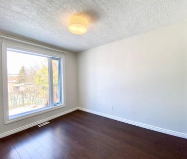 For Lease - 728 Danforth Road Unit# Main, Toronto, Ontario - Photo 4