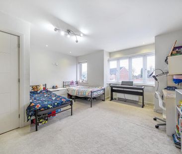 3 bedroom terraced house to rent - Photo 3