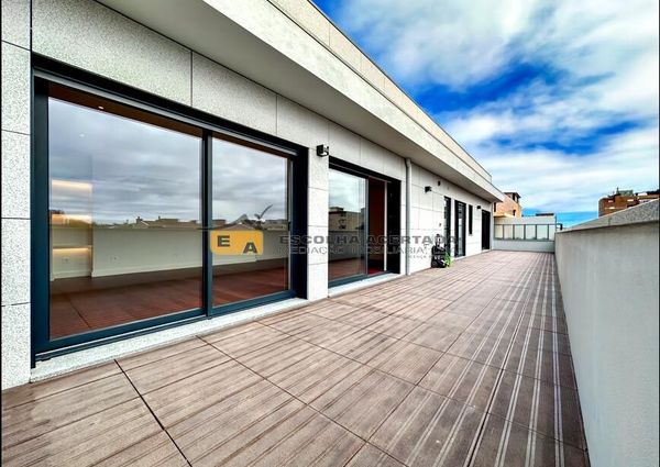 Apartamento T4 em Porto