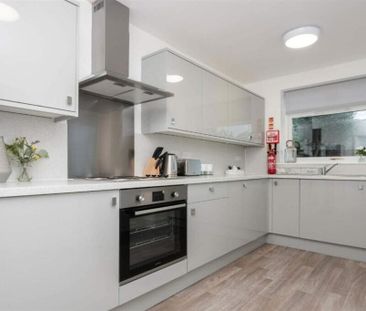 Downend Road, Kingswood - Photo 6