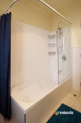 Furnished Double Room in Boarding House - Photo 1