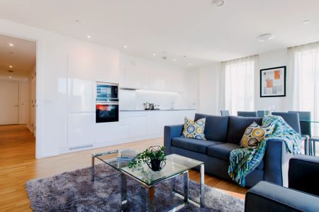 1 Bedroom 1 Bathroom - Photo 2