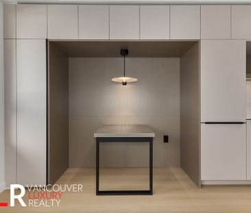 Condo in Port Moody, British Columbia - Photo 3